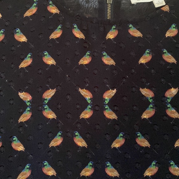 Short Sleeve Top - Picture 3 of 9